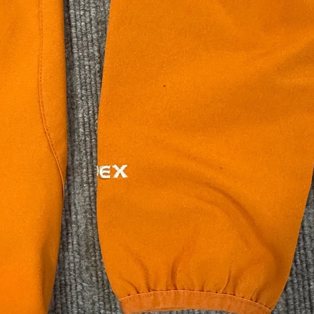 The North Face‎ 1/4 Zip Pullover